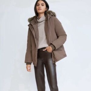 Montblanc Aritzia Wilfred Brown Short Parka